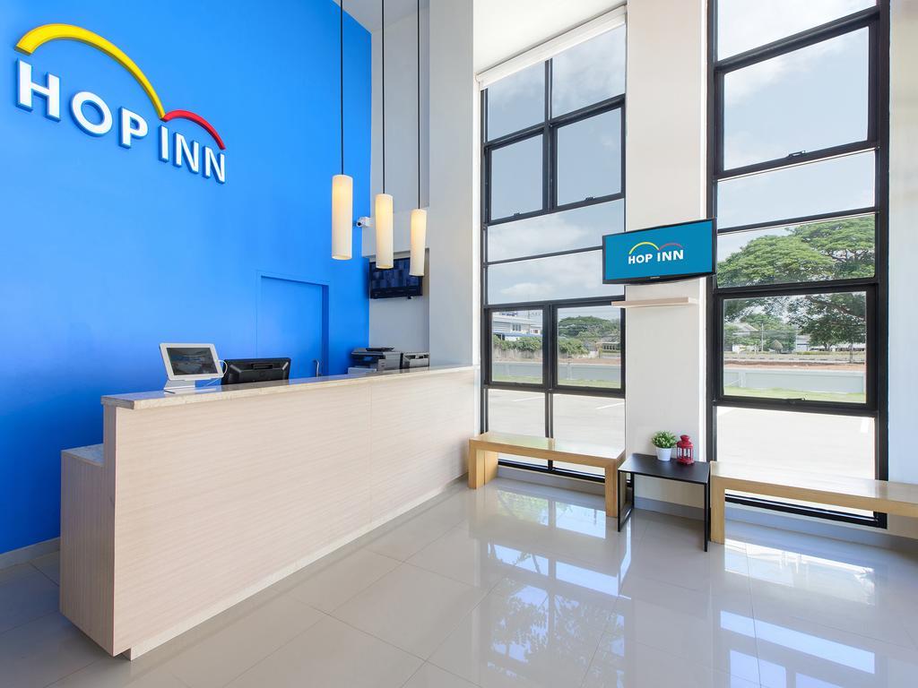 Hop Inn Sa Kaeo Exteriör bild